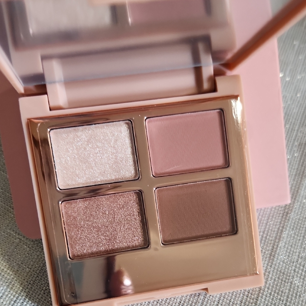LUNE ROSE Eyeshadow Palette - Pink and Brown Shades
